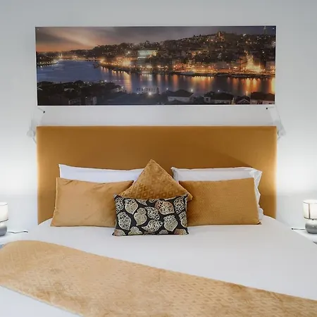 Douro Garden And Rooftop 1 別荘 *