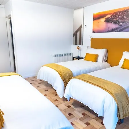 Douro Garden And Rooftop 1 *